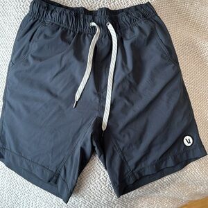 Vuori Lined Short